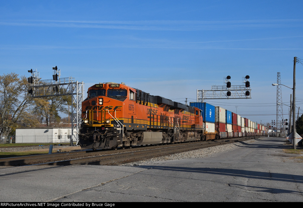 BNSF 6876